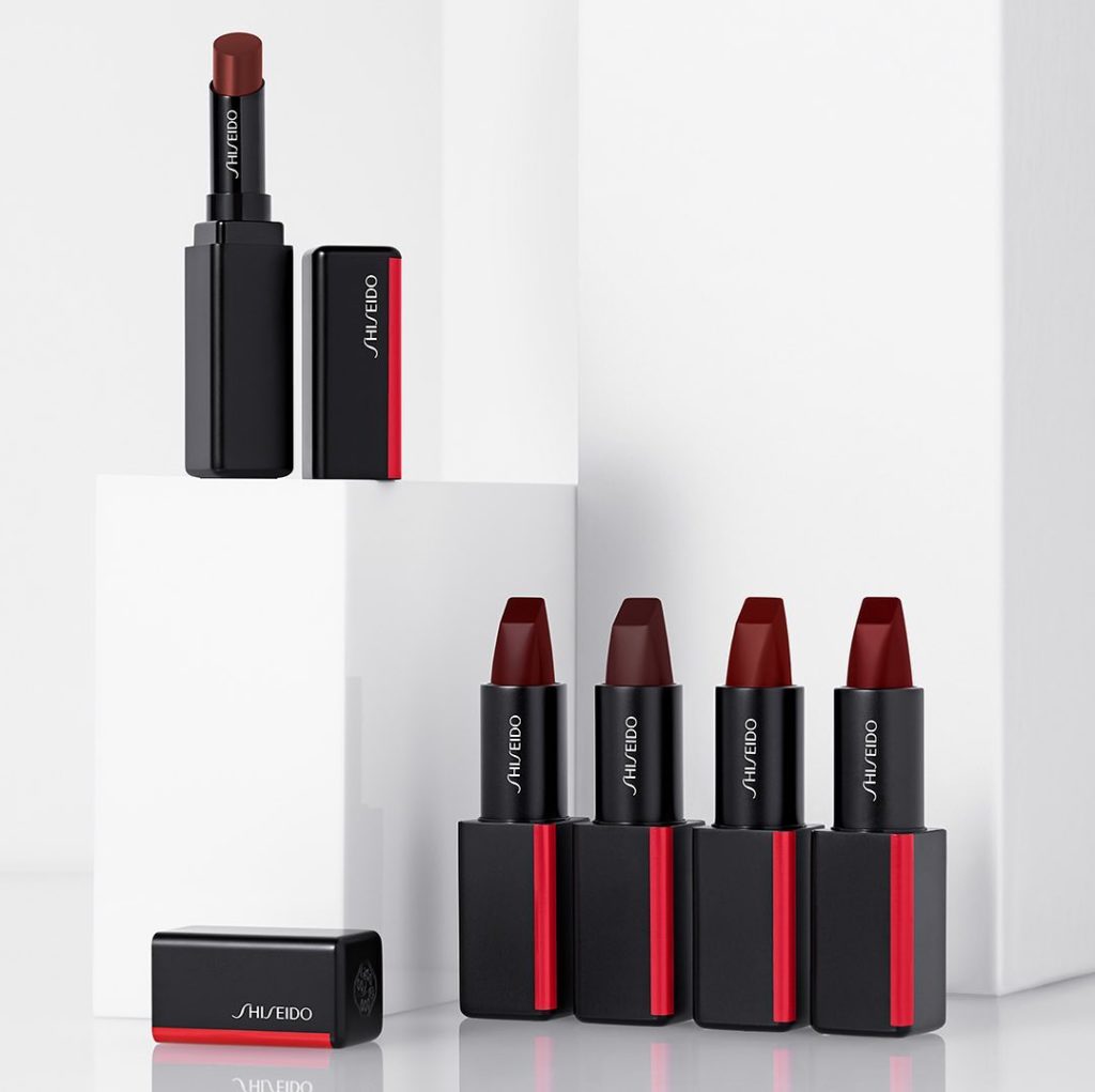 SHISEIDO: Paint the town red. Five of @azagitova’s go-to shades on and off the ice: Vision… Paint the town red. Five of @azagitova’s go-to shades on and off the ice: Vision...