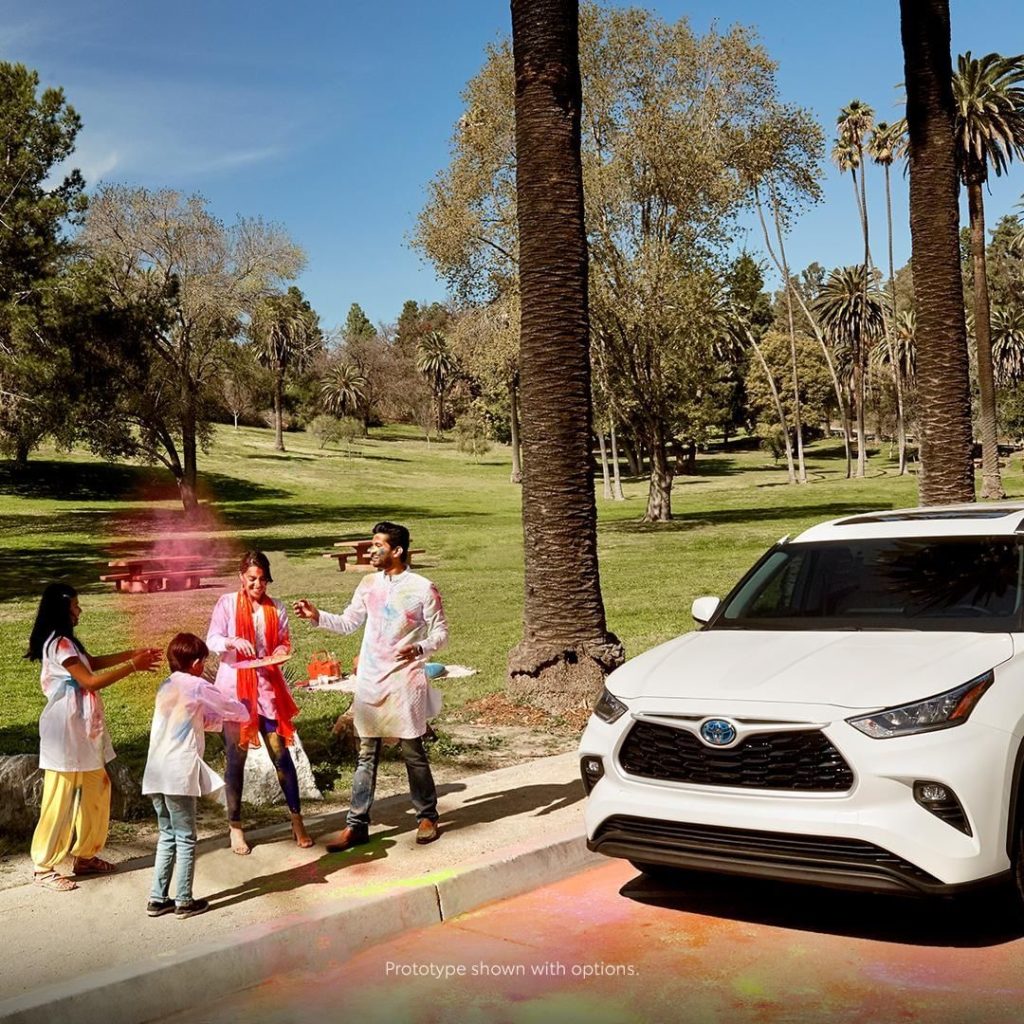 Helping add colorful moments to your life is what we’re all about.
#Holi #Highla...