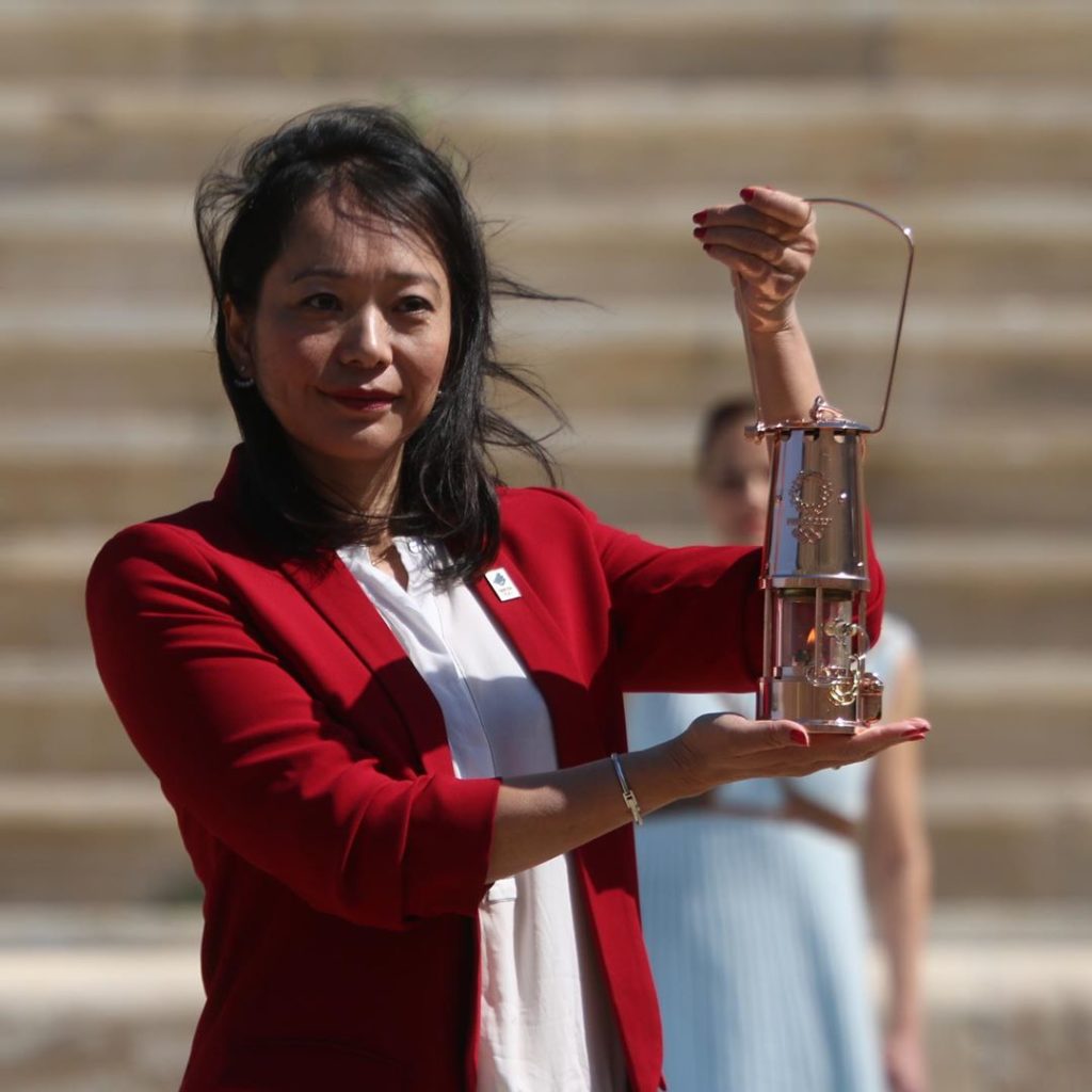 The Olympic flame is now in the hands of Tokyo 2020.  #HopeLightsOurWay...