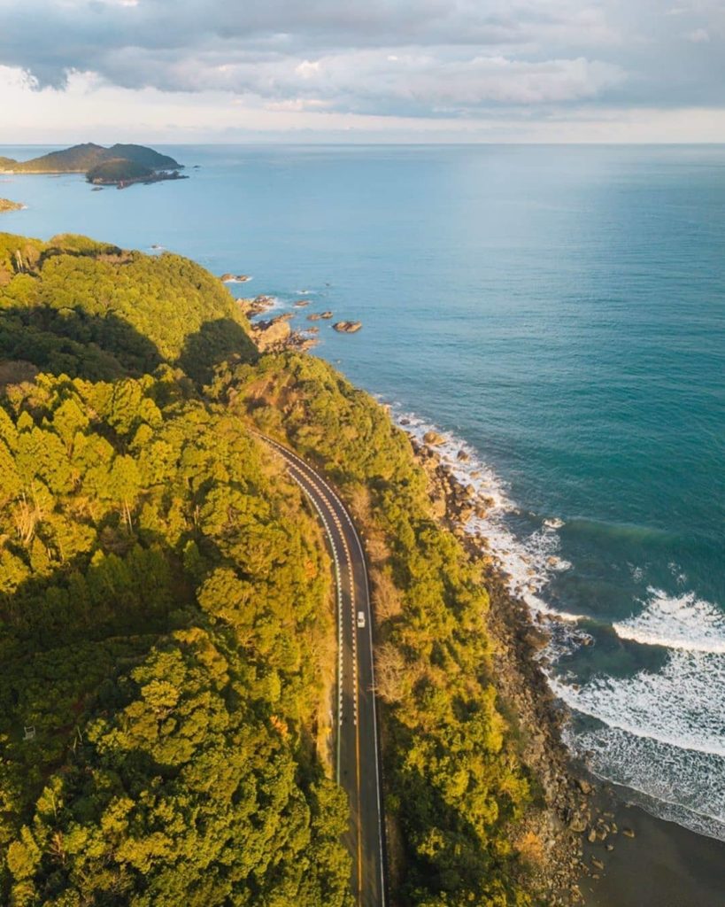 Visit Japan: How good do the coastal roads of Tokushima look?! Pictured is Ikumi Beach which… How good do the coastal roads of Tokushima look?! Pictured is Ikumi Beach which...