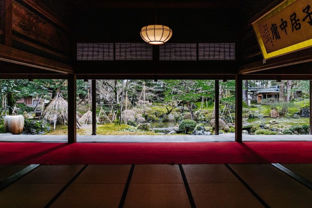 Step back in time.  @vutheara captured a peaceful moment at the Northern Culture...