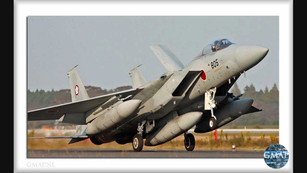 JASDF Hyakuri F-15's in action, Japan 2009 JASDF Hyakuri F-15's in action, Japan 2009