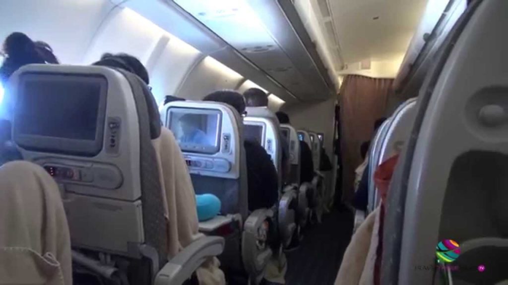 Singapore Airlines Economy, Brisbane to Singapore, Airbus A330 Singapore Airlines Economy, Brisbane to Singapore, Airbus A330