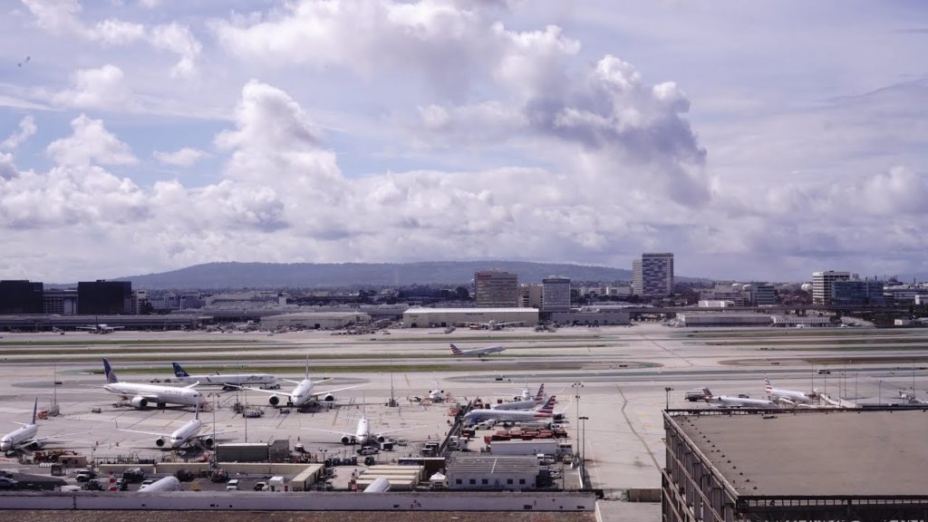 Los Angeles Airport Live with ATC