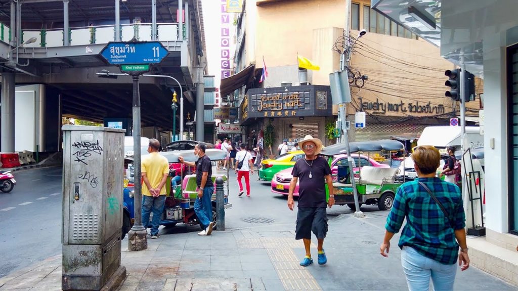 Walking in Bangkok Thailand – Nana BTS to Siam Paragon, Thailand 4K Walking in Bangkok Thailand - Nana BTS to Siam Paragon, Thailand 4K