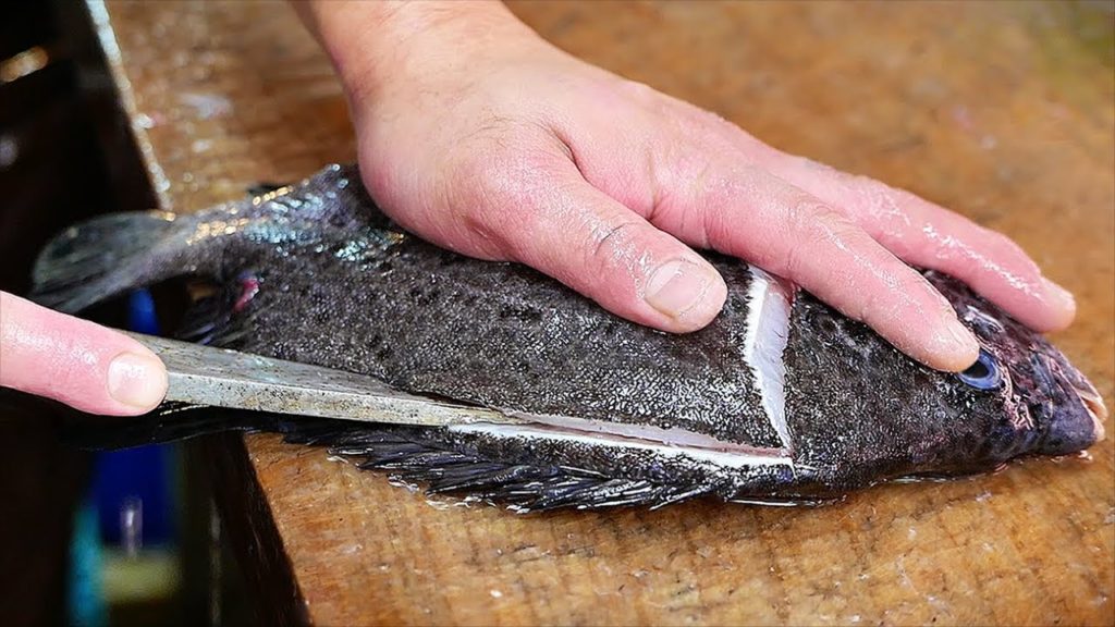 Japanese Street Food - SPOTTED KNIFEJAW Garlic Butter Fried Fish Okinawa Seafood Japan