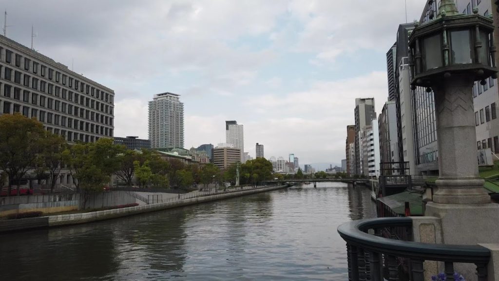 人影少ない、大阪の街の光景～2020.4.18 Saturday Afternoon Nakanoshima →Yodoyabashi  in Osaka ,Japan
