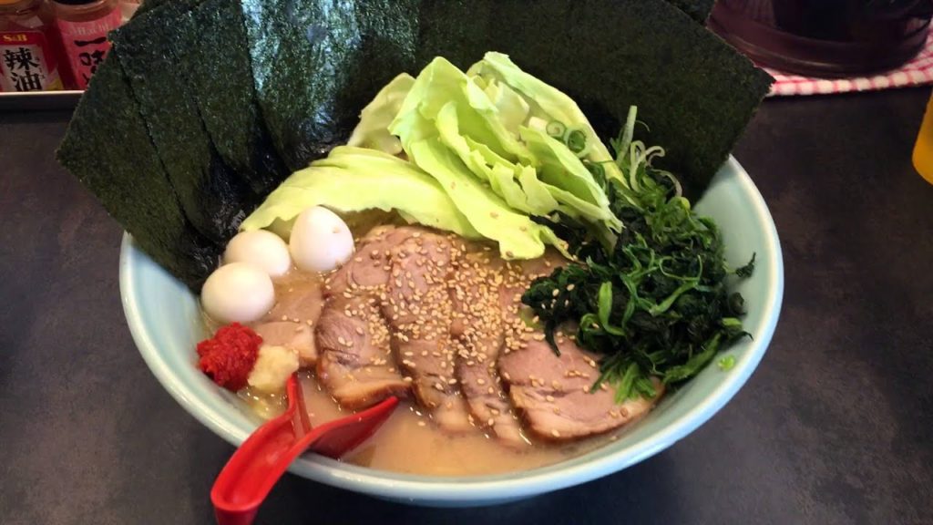 アキーラさん堪能①静岡県吉田町・松壱家・豚骨醤油チャーシュー麺大盛り＋α追加増し！Ramen,Matsuichiya in Yoshida-town in Shizuoka,Japan