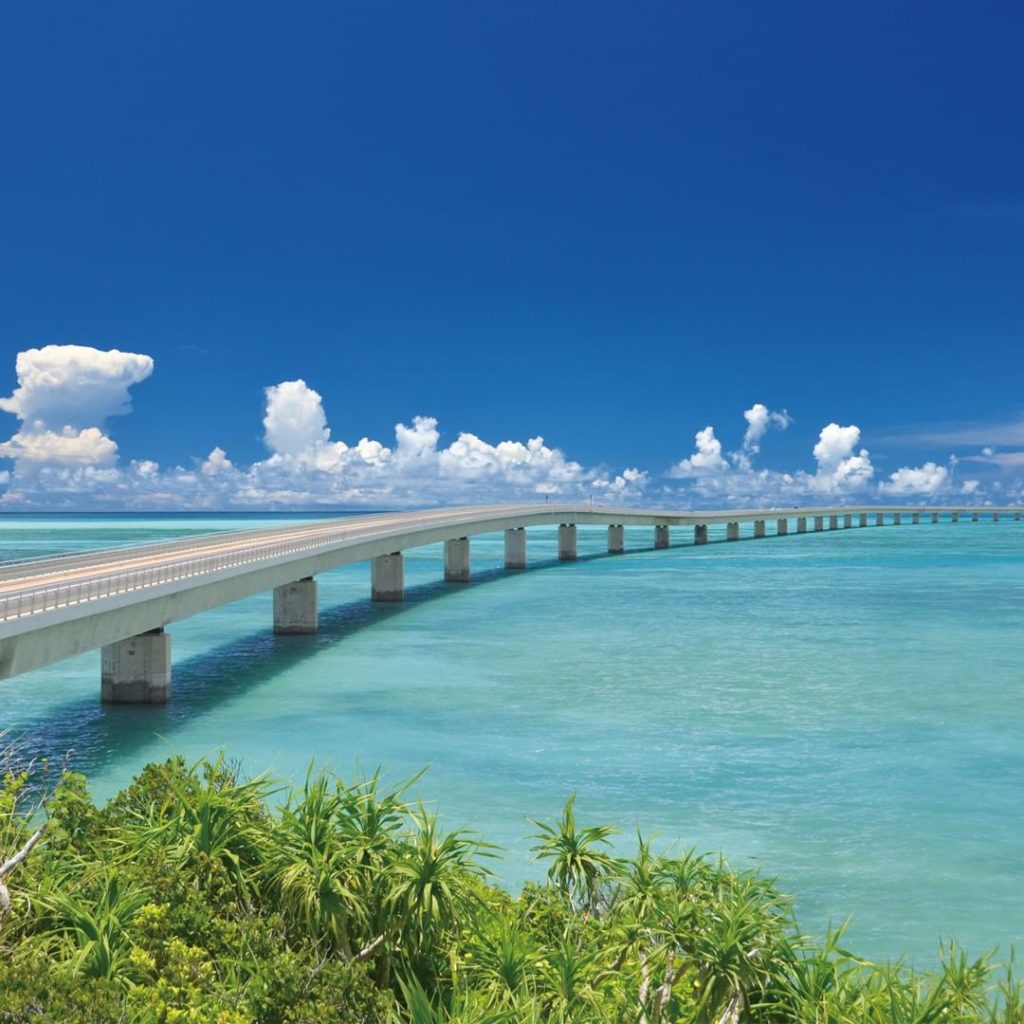 Japan Airline: .
Like you’re running on the surface of the ocean…
Enjoy the panoramic view fr… .
Like you're running on the surface of the ocean...
Enjoy the panoramic view fr...