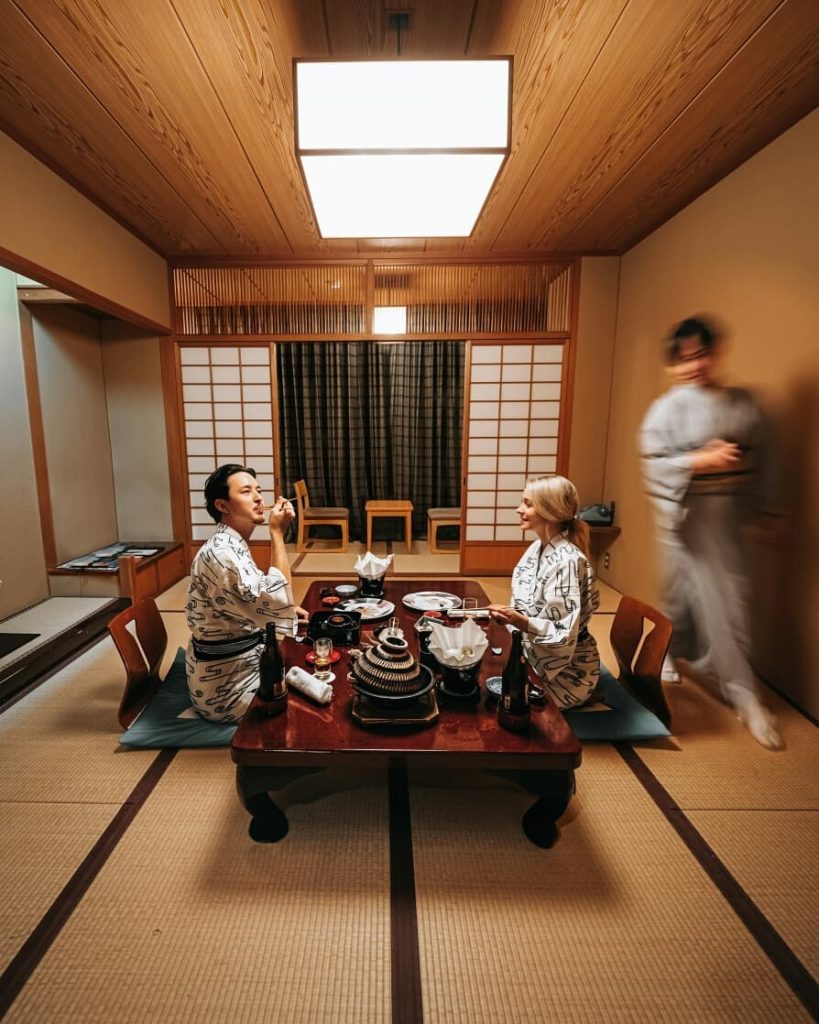 Visit Japan: Kimonos, kaiseki and sliding doors are examples of Japan’s living traditions tha… Kimonos, kaiseki and sliding doors are examples of Japan's living traditions tha...