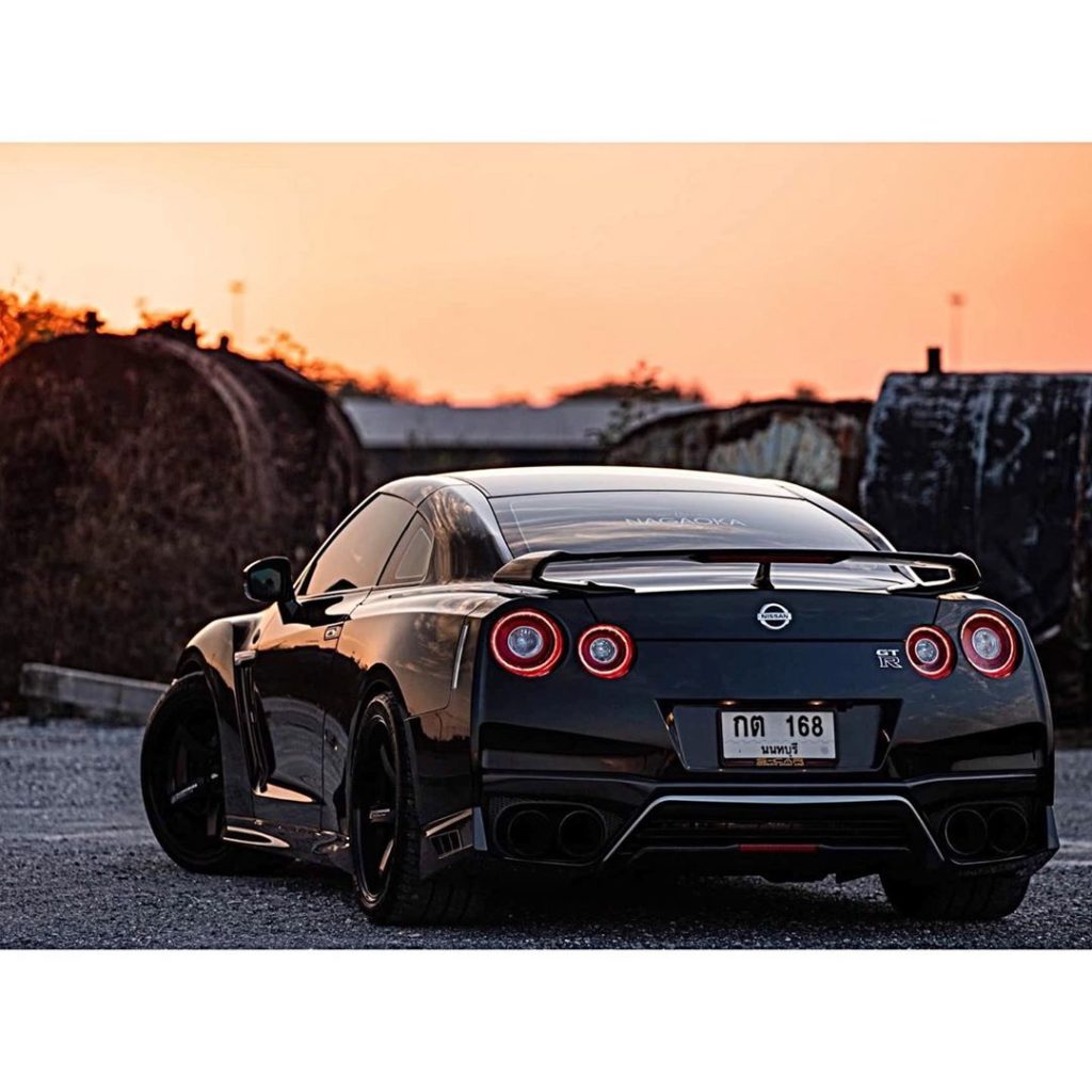 Look into my eyes!  Photo  #psmphotography .
.
.
.
Follow the Crew:  @Nissan_GTR...