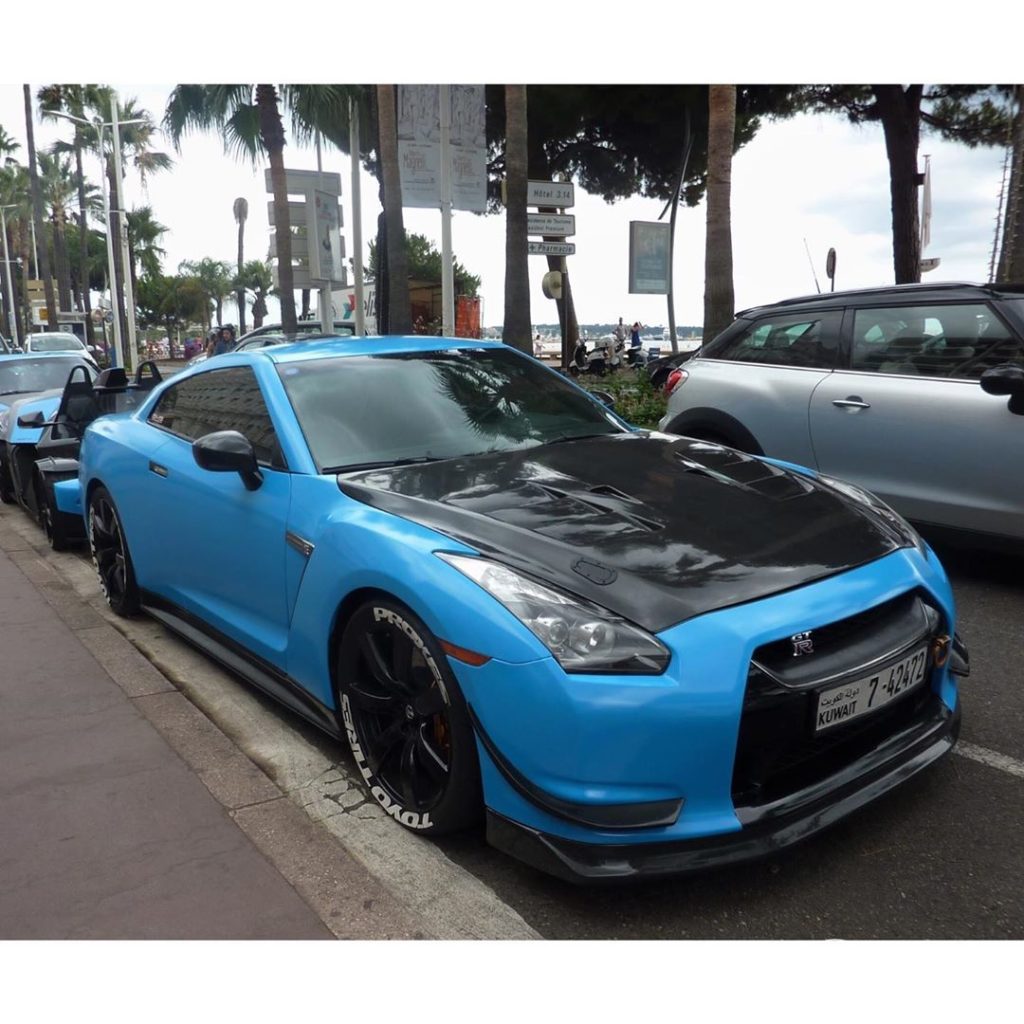 Smurf GT-R  Photo  @autogespot .
.
.
.
Follow the Crew:  @Nissan_GTR_Lovers
@Clu...