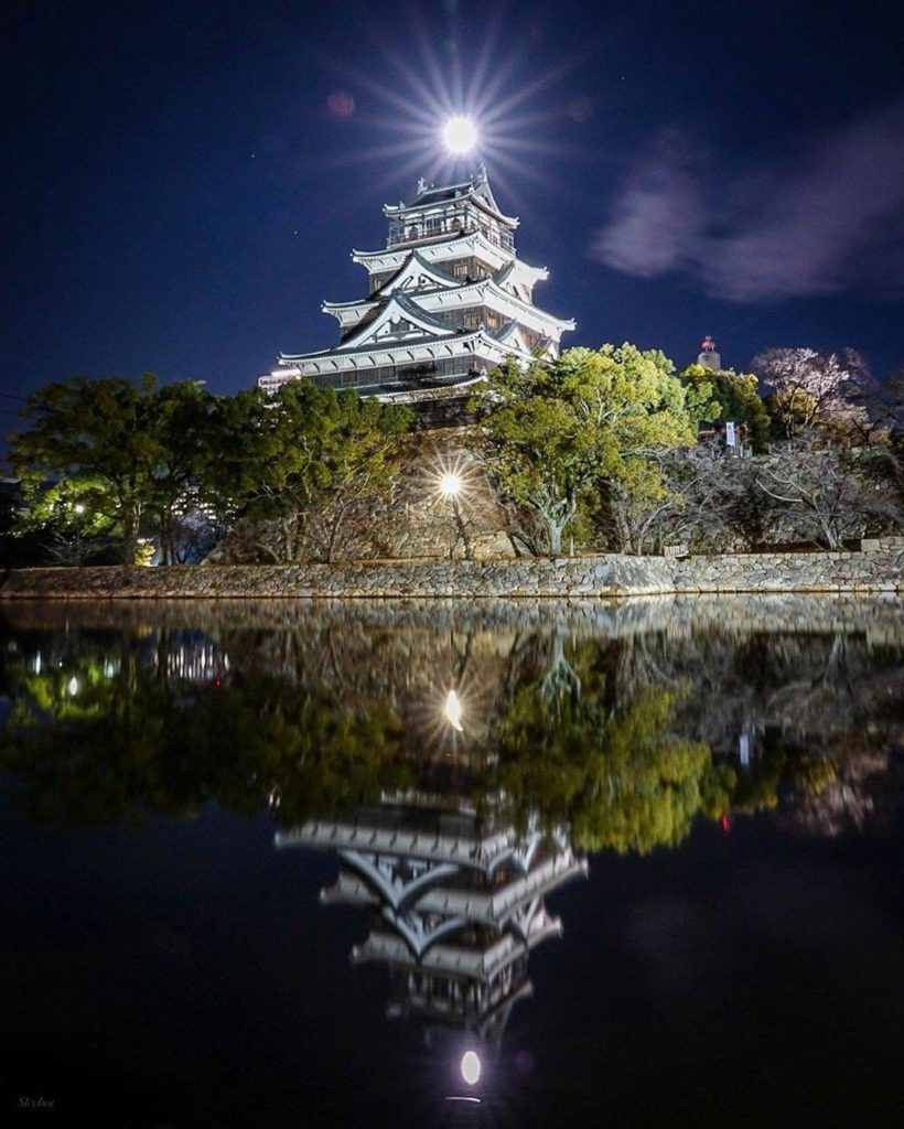 Originally constructed in the 1590's, Hiroshima Castle was destroyed in 1945 and...