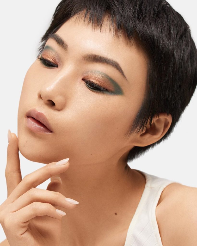 Give color the green light. Think outside the box with a standout smoky eye done...