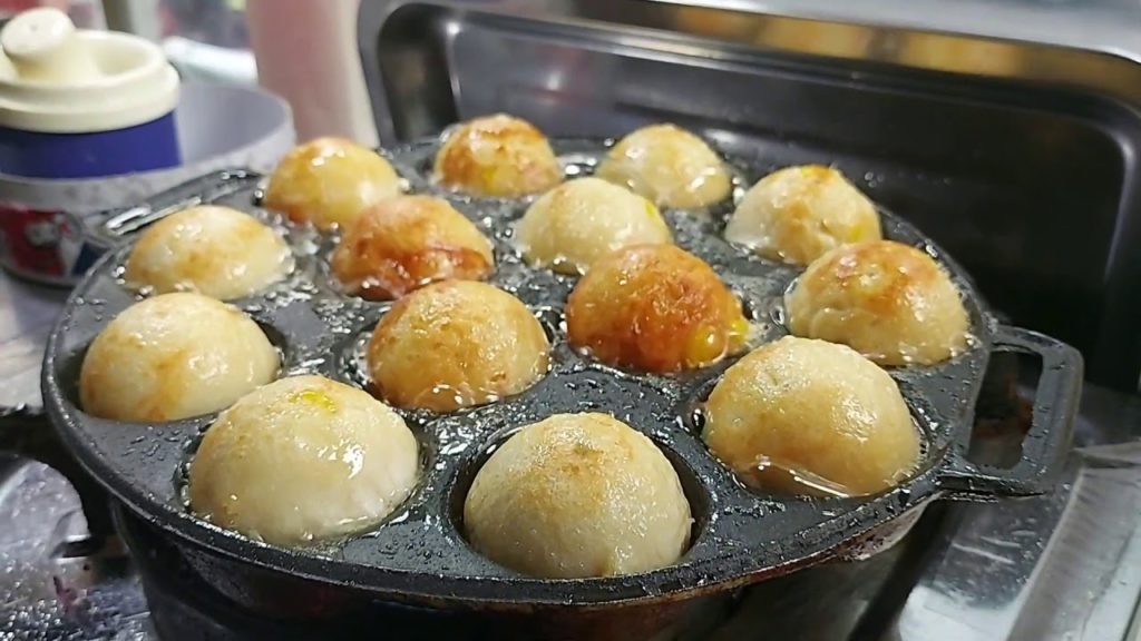Japanese Takoyaki (Bánh bạch tuộc Nhật Bản) l Street Food Vietnam