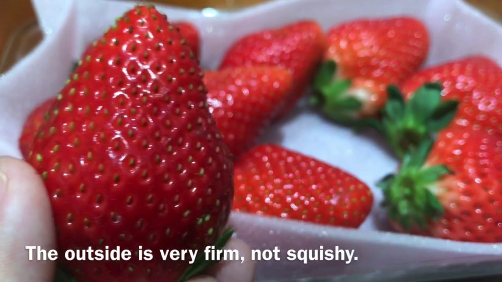Skyberry Strawberries From Japan - Taste and Review
