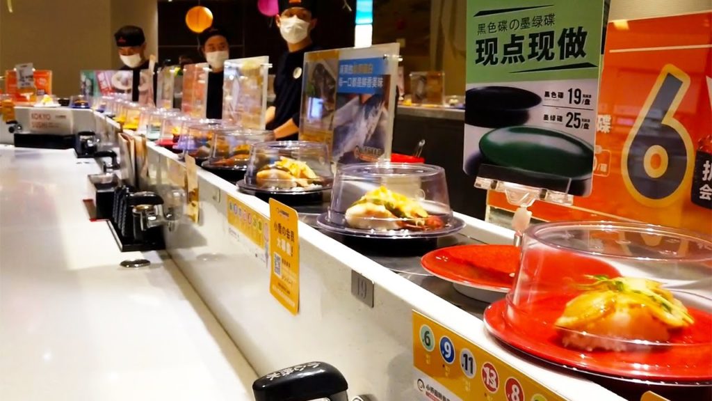 Conveyor Belt Sushi - Japanese Food In China 回転寿司