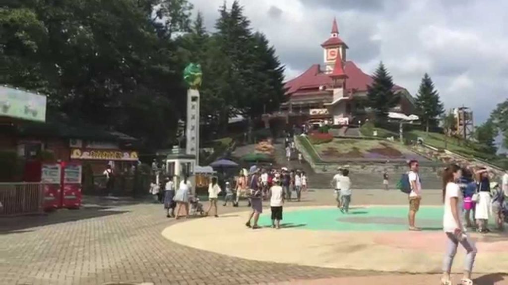 Japan travel discover Tochigi Nasu Rindoko swan boats 那須りんどう湖 Japan travel discover Tochigi Nasu Rindoko swan boats 那須りんどう湖