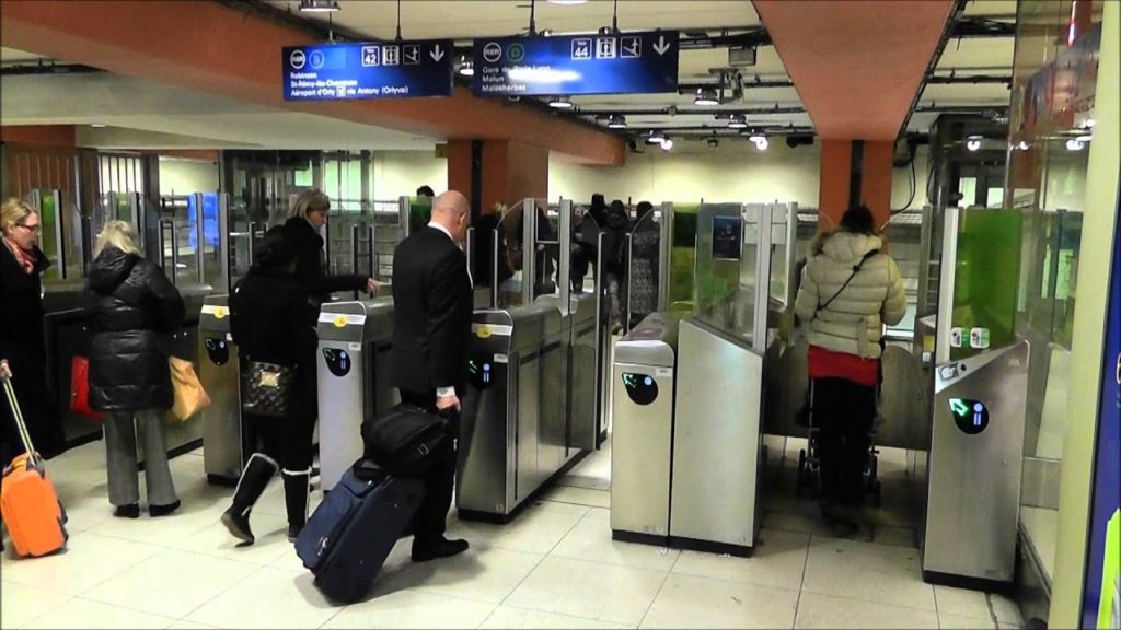 How to go by metro: Gare du Nord - Gare de Lyon in Paris