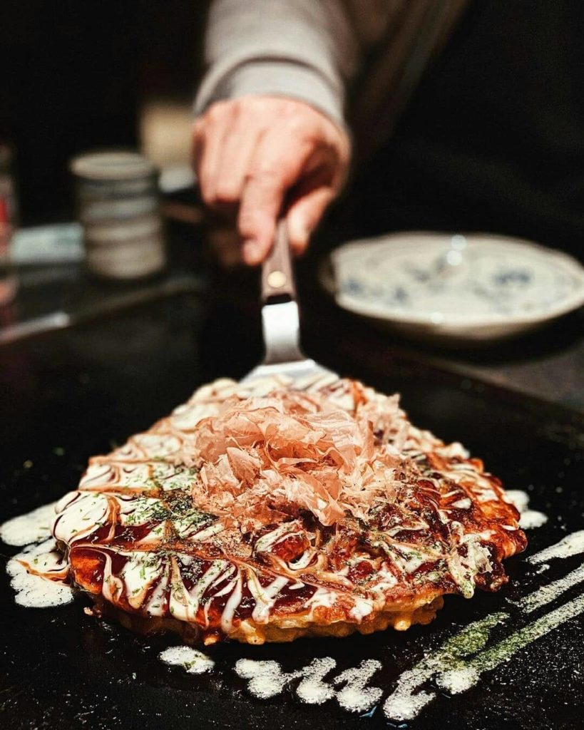 Visit Japan: Have you tried okonomiyaki? Okonomiyaki is often referred to as a savoury Japan… Have you tried okonomiyaki? Okonomiyaki is often referred to as a savoury Japan...