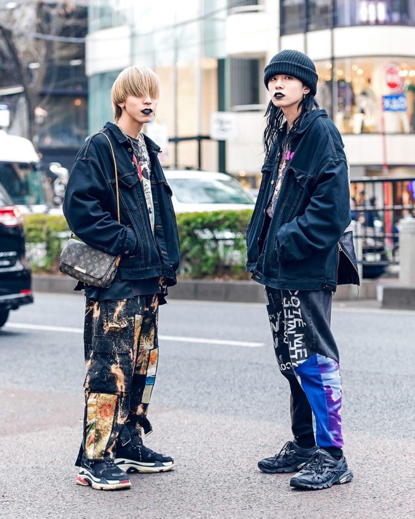 Tokyo Fashion: Yamato (@yampi..14) and Yuma (@meronmine) on the street in Harajuku wearing ki… Yamato (@yampi._.14) and Yuma (@meron_mine) on the street in Harajuku wearing ki...