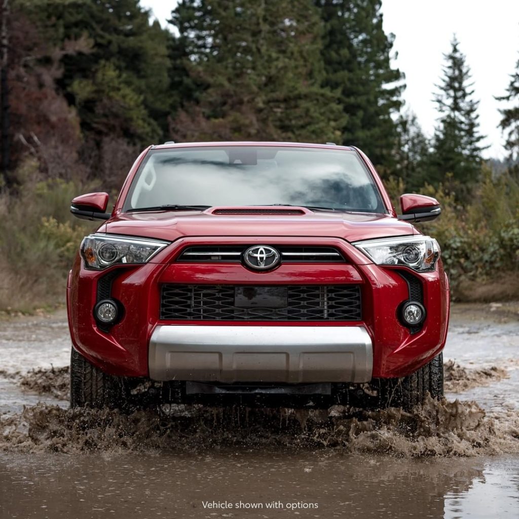 What are you 𝙬𝙖𝙙𝙞𝙣𝙜  for? #4Runner TRD...