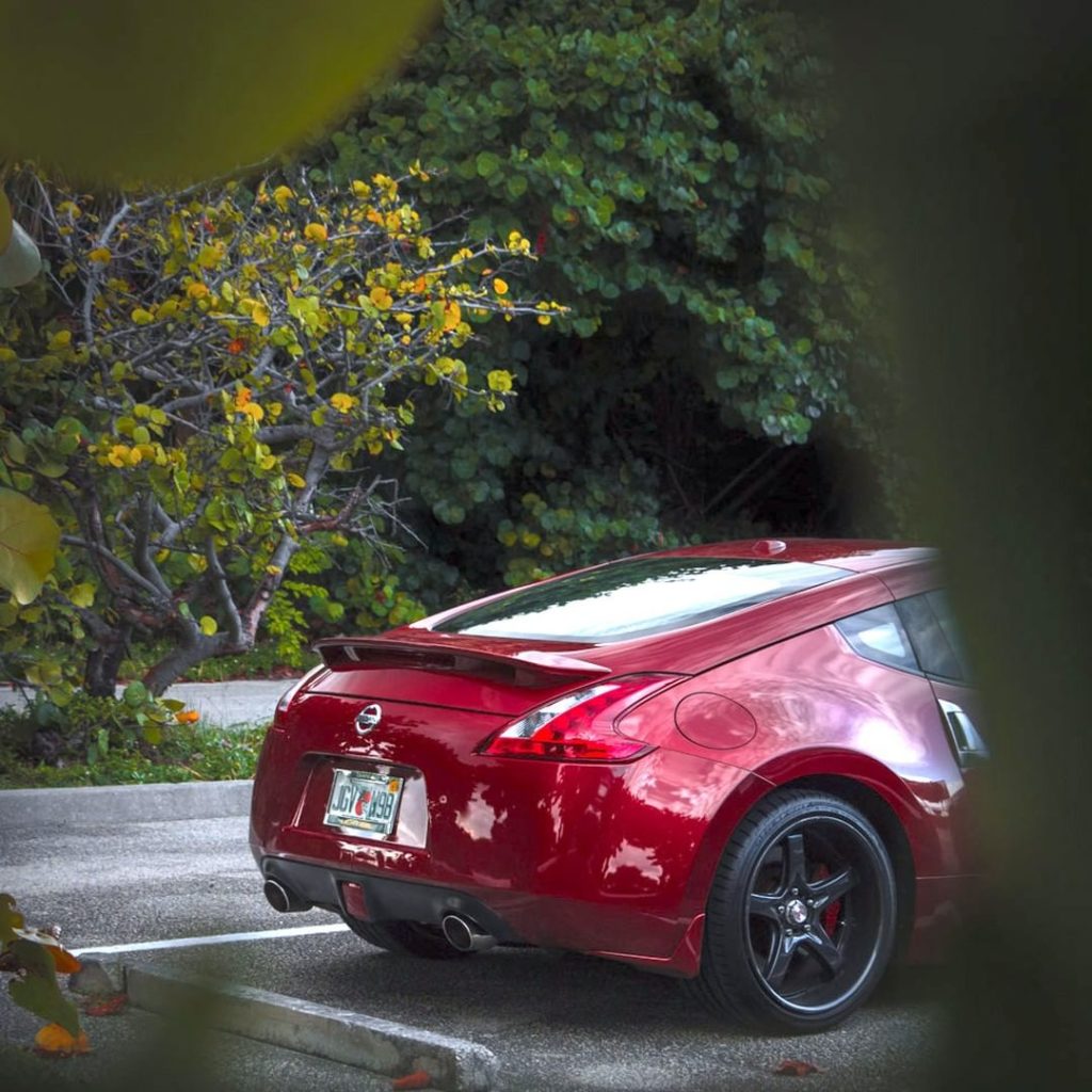 Just peeking  #Nissan #Nissan370Z
 @sebastang_5.0...
