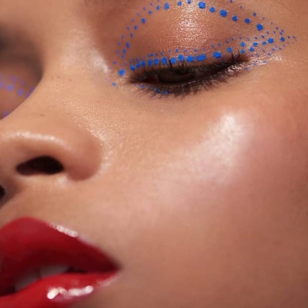 Expressive, Graphic, Gestural. Embrace your inner artist and re-create this look...