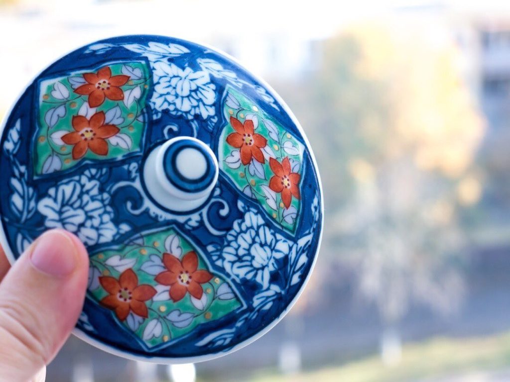Visit Japan: Imari ware is produced mainly in the Saga Prefecture, which is known to be the o… Imari ware is produced mainly in the Saga Prefecture, which is known to be the o...