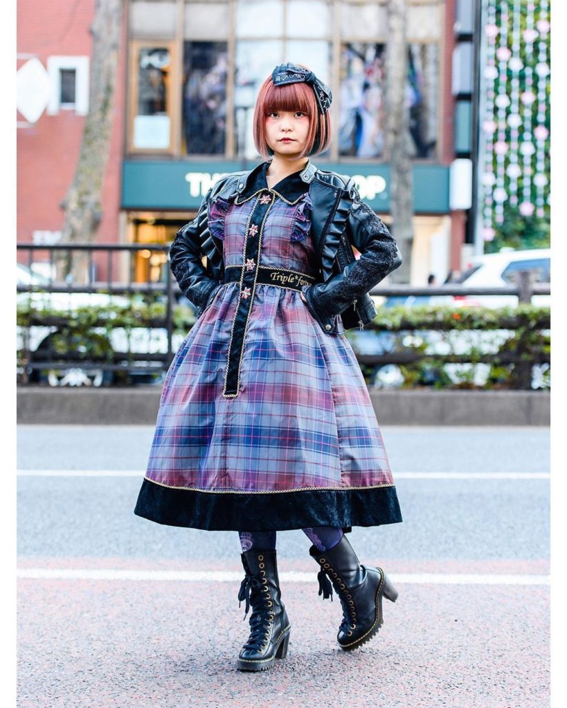 Japanese lolita Sana Seine (@Sana_Seine) on the street in Harajuku wearing a ruf...