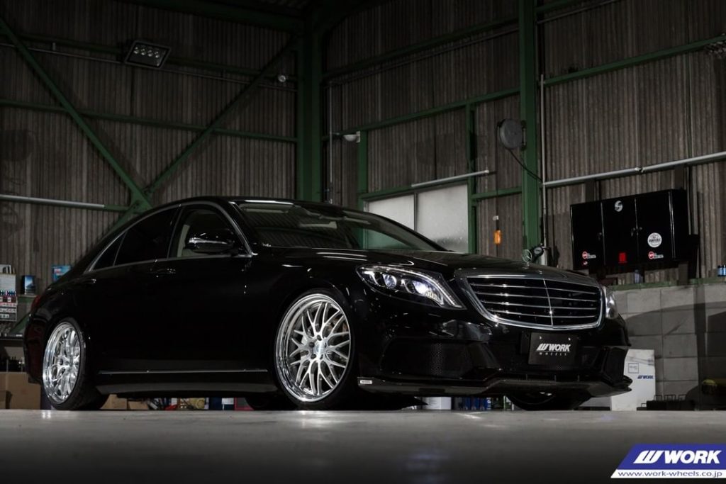 CAR MAKE STUDIO BREEZE Mercedes-Benz S400 on WORK Gnosis HR201 #artofwheel #gnos...