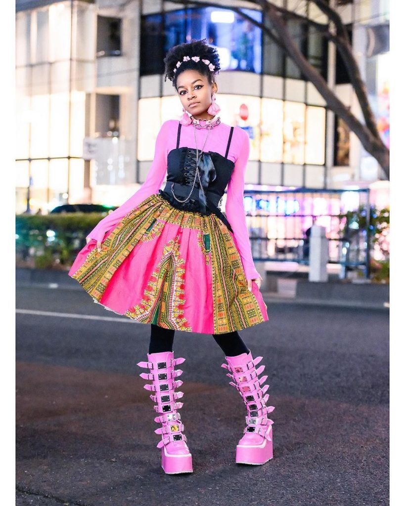 19-year-old Tokyo art student Sierra (@frokyo) on the street in Harajuku wearing...