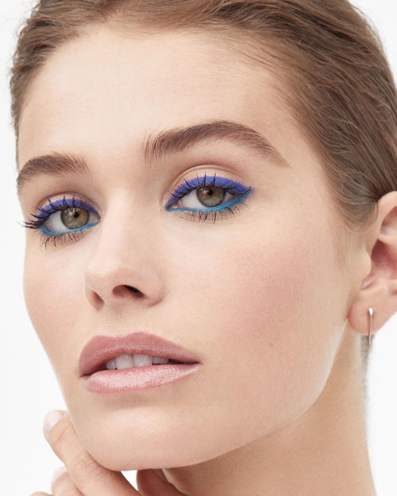 SHISEIDO: Glossy lips amplify ocean eyes. Our SHISEIDO muse wears Kajal InkArtist in Gunjo… Glossy lips amplify ocean eyes. Our SHISEIDO muse wears Kajal InkArtist in Gunjo...