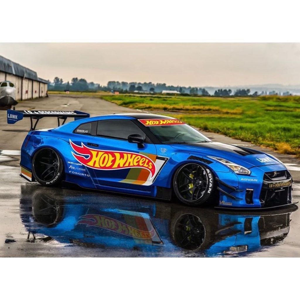 What a real life hot wheels GT-R would look like! 
Photo @libertywalkkato & @doc...