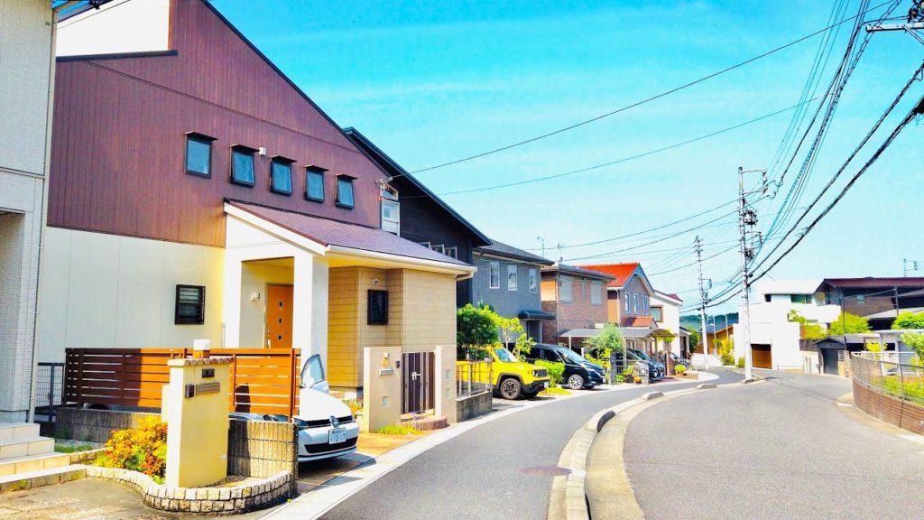 【4K】Modern Japanese Houses / Neighborhood Walking Tour in Japan (Nagoya) 【4K】Modern Japanese Houses / Neighborhood Walking Tour in Japan (Nagoya)