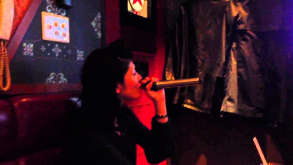 Al karaoke a Nagoya