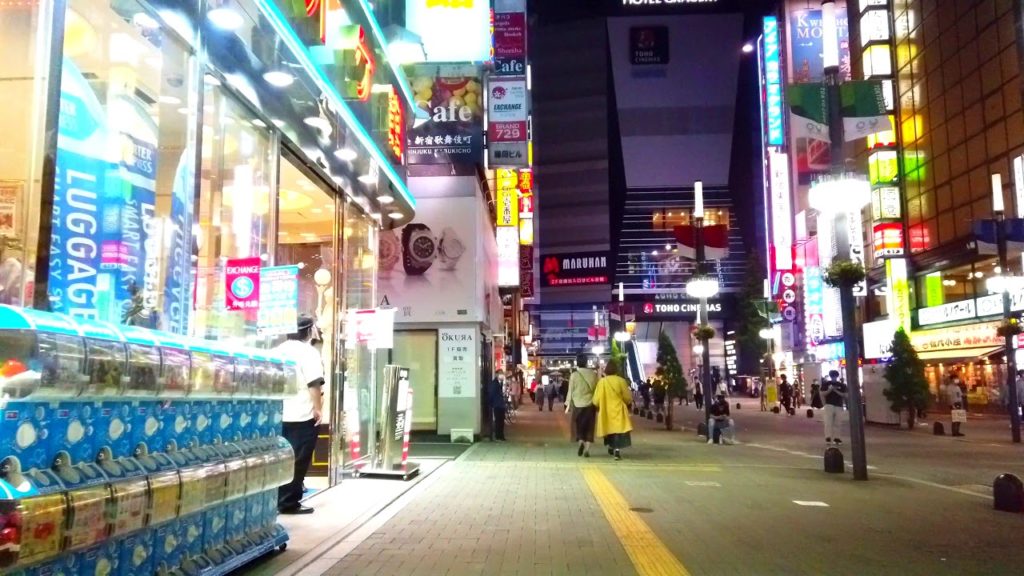 人通りが多くなった新宿歌舞伎町　[Ride to Tokyo 4k] Bike Ride around Shinjuku