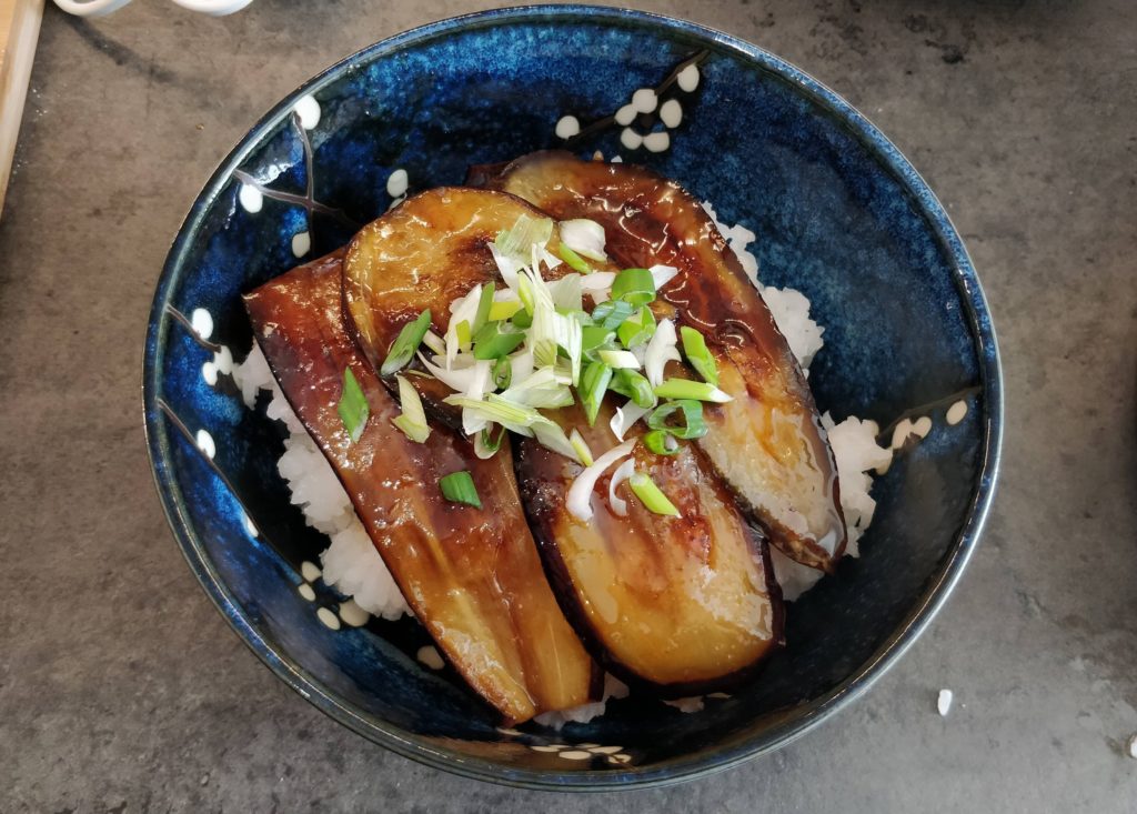 Made some aubergine donburi for the first time. Delicious!