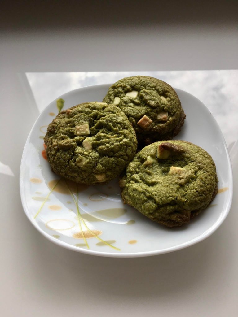 Matcha cookies I baked for our lil „Con-rona“ :)