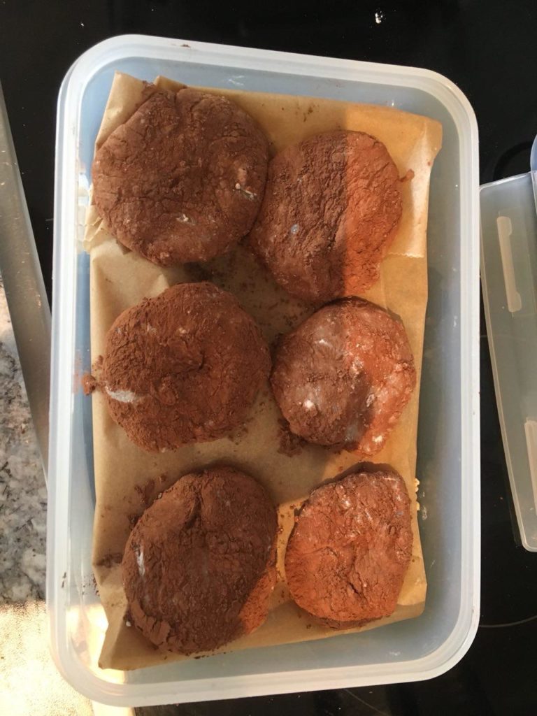 Second attempt of Mochi with cacao and Nutella filling.Any tips to get them in a better shape?