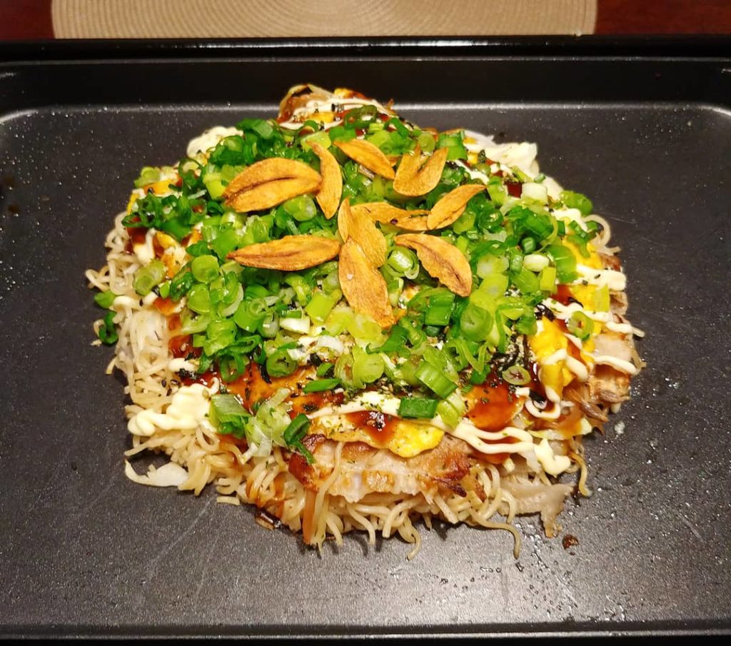 Hiroshima-style Okonomiyaki on the tabletop grill!! So many tasty layers!! 😋😋