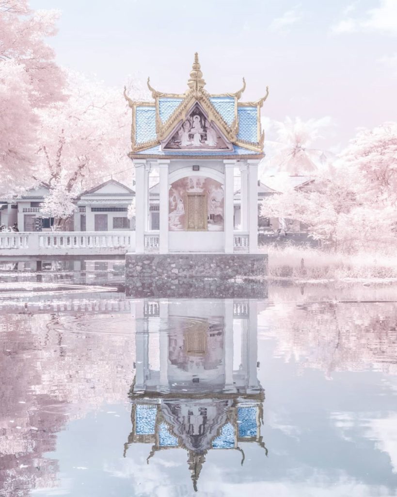 Have you been to Cambodia ? 
#cambodia #siemreap #temple...