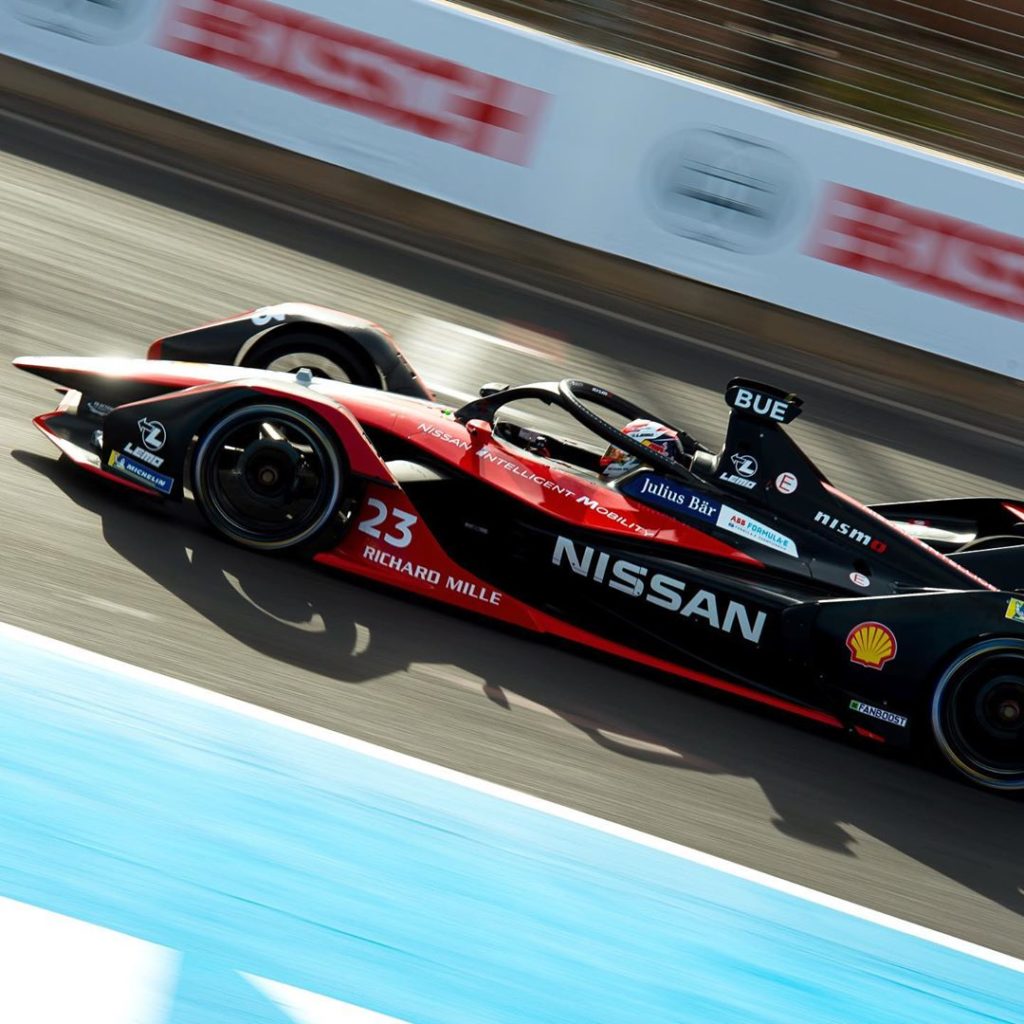 Did you know the @FIAFormulaE season is back with a six-race showdown? Stay tune...