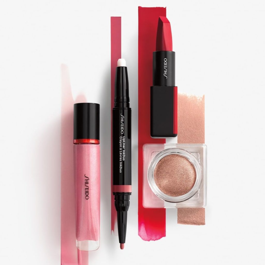 SHISEIDO: Heat things up with a quick lip switch. Summer days call for a stay-put pink pou… Heat things up with a quick lip switch. Summer days call for a stay-put pink pou...