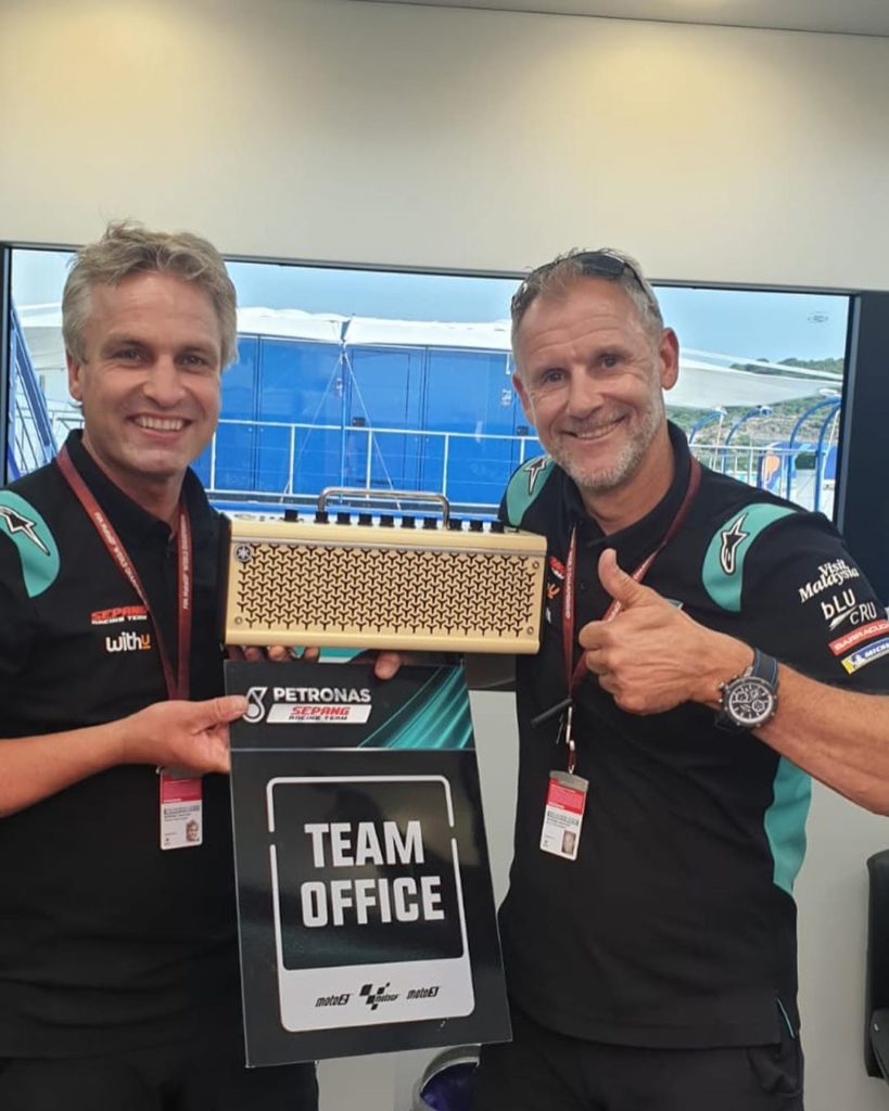 ‪It’s never silent in the MotoGP paddock thanks to Yamaha Corporation and @yamah...