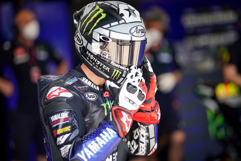 This morning's FP3 session is in full swing  

The battle for a place in Q2 is a...