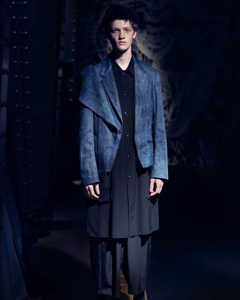 Yohji Yamamoto pour Homme Spring/Summer 2021 

Photo by @takayofficial 

#YohjiY...