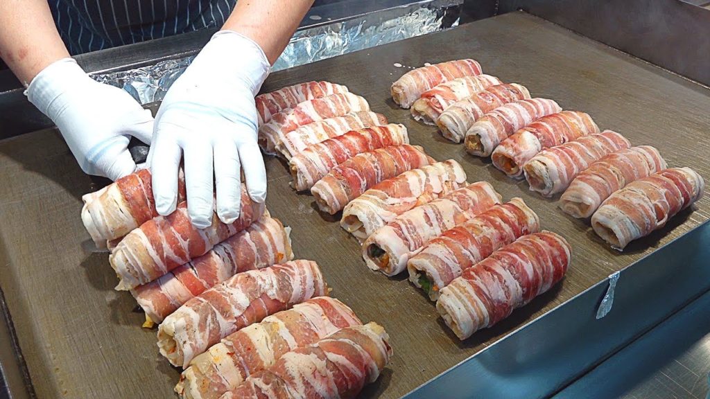 김치말이삼겹 Cheese Bacon Kimchi Roll - Korean Street Food