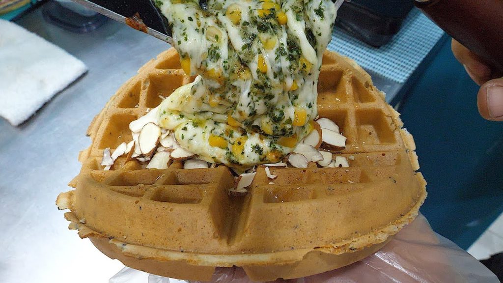 모짜렐라 콘치즈 와플 / mozzarella corn cheese waffle - korean street food
