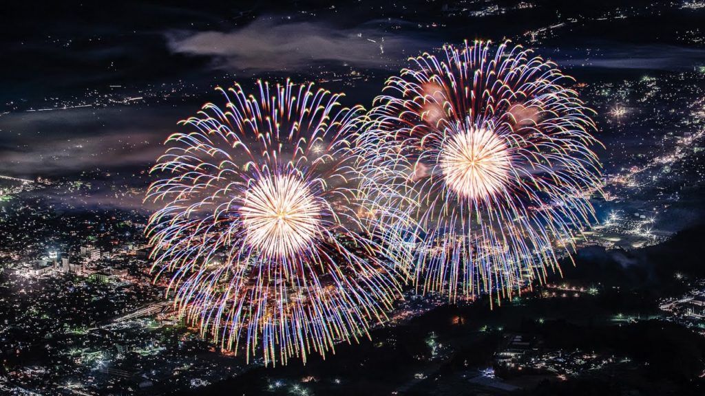 おうちで花火 第3弾 山頂から眼下に見下ろす秩父夜祭花火 - amazing fireworks display for people staying at home vol.3 Chichibu -